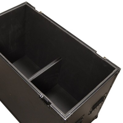  BCX15 - Flightcase para 2 colunas de 15" - Full Black